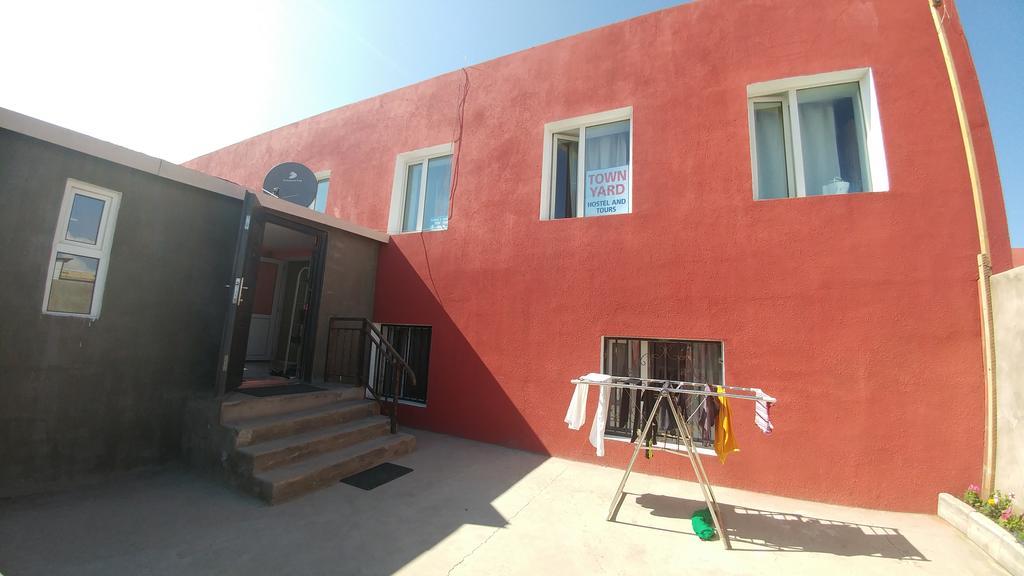 Town Yard Hostel Ulan Bator Exterior foto